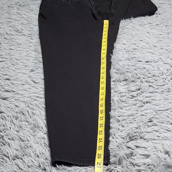 Style & Co Jeans Womens 14S Black Curvy‎ Skinny Leg Stretch Denim Pants Comfort - Picture 7 of 14